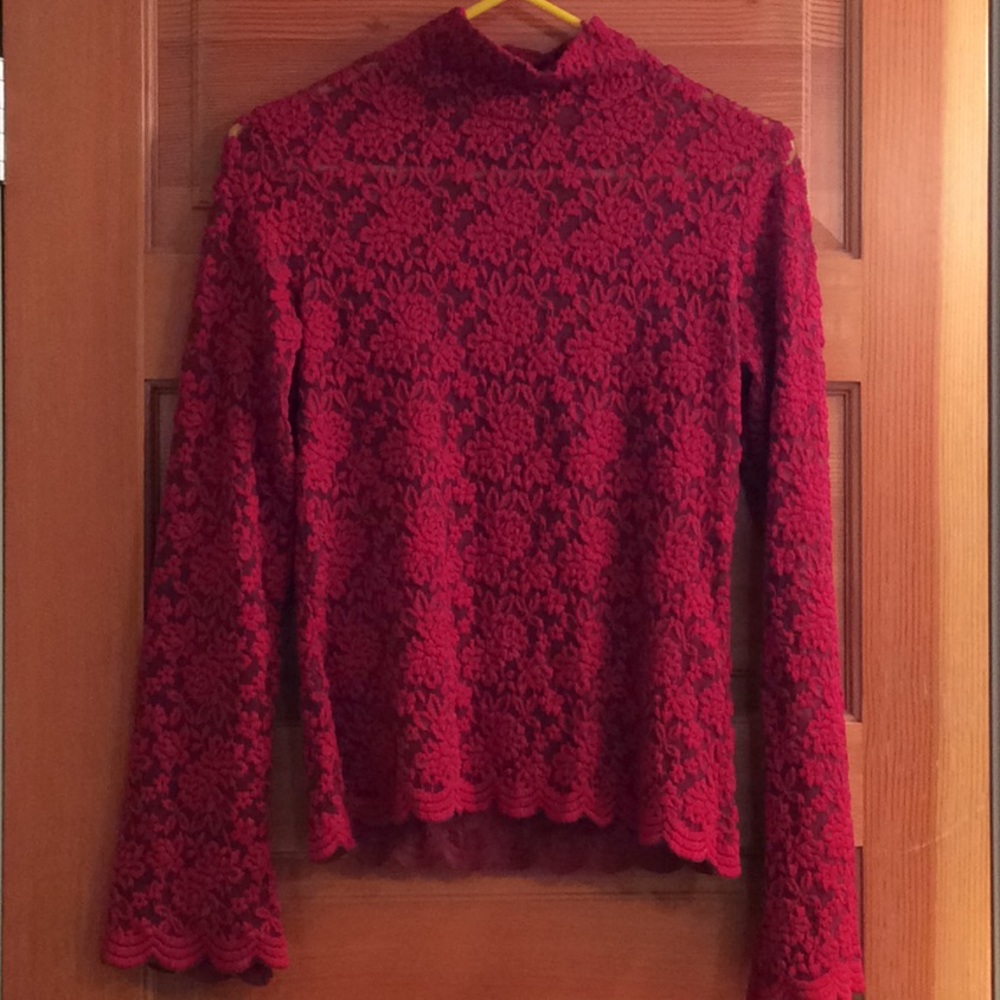 Floral lace long sleeve
